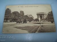 Old postcard view of Paris, 1910.