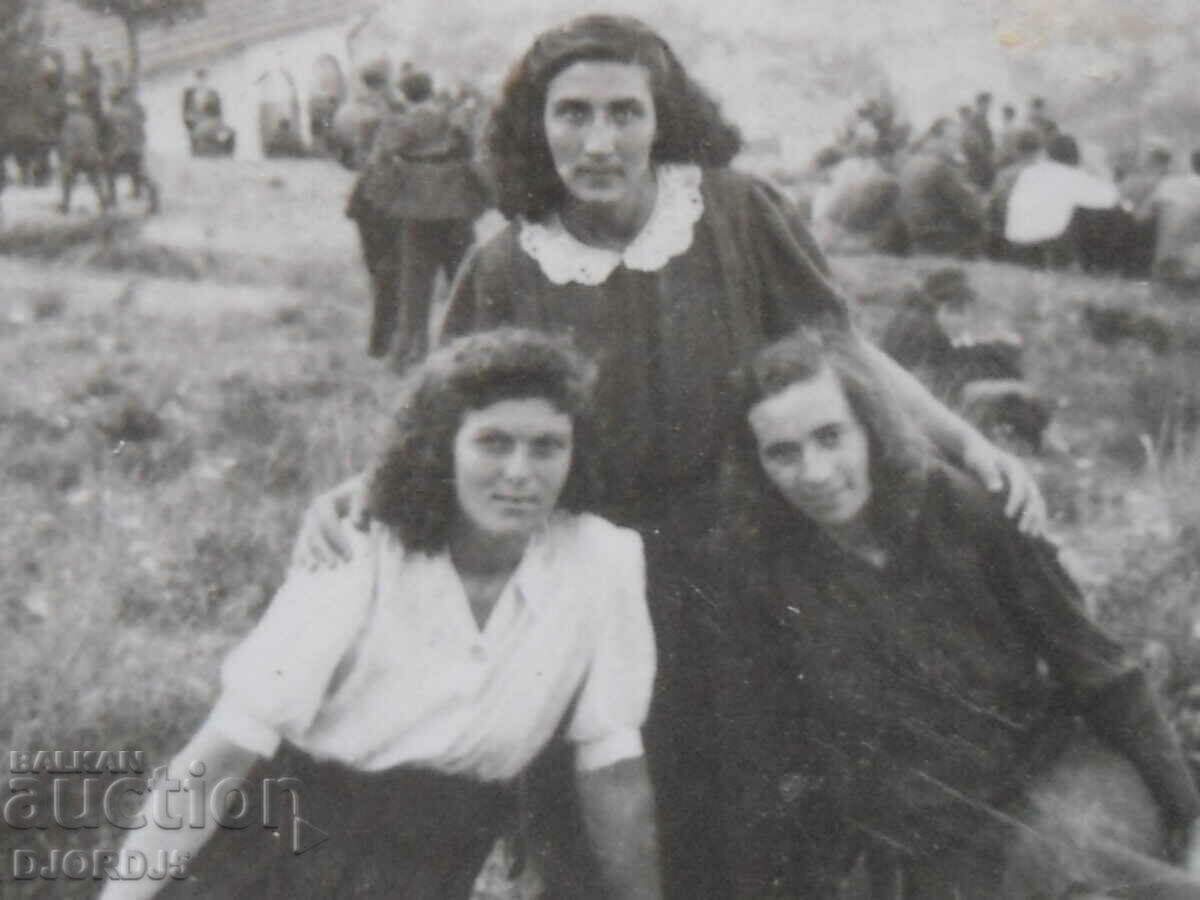 old photo with price 1.00 BGN | € 0.51 old photo with price 1.00 BGN | € 0.51