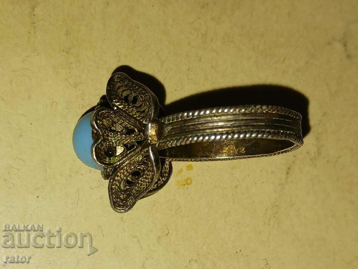 Стар пръстен - сребро , филигран . Възрожденски накит