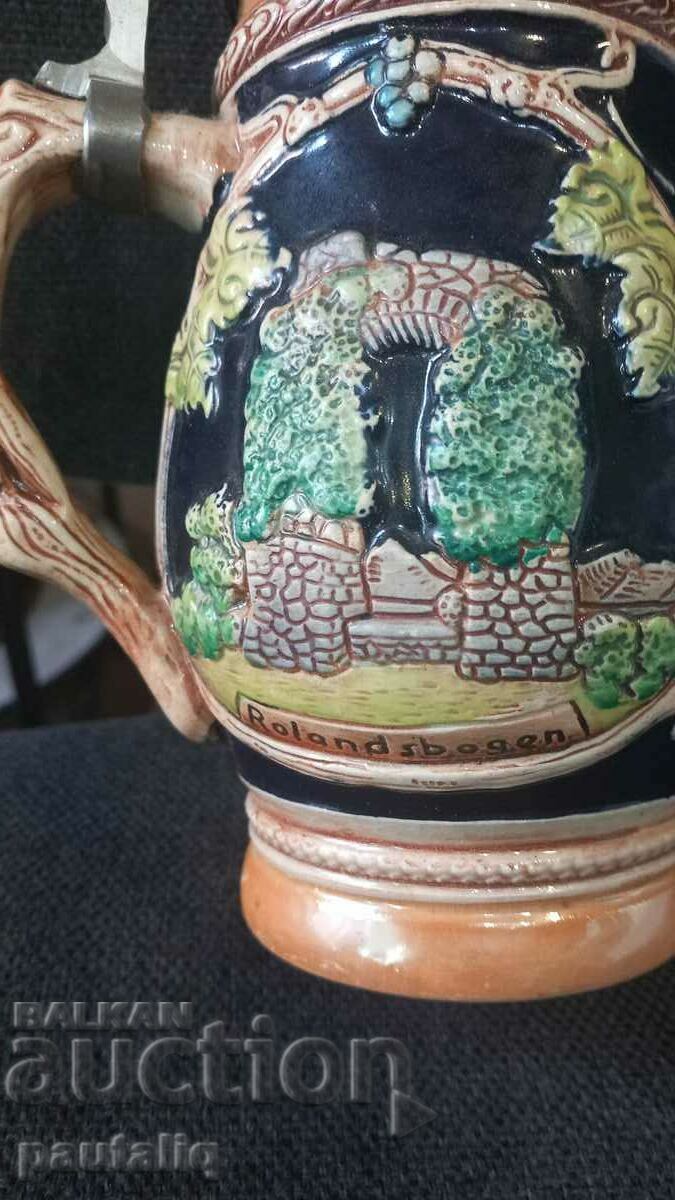 BEAUTIFUL PAINTED CERAMIC JUG - 5 BEAUTIFUL PAINTED CERAMIC JUG - 5