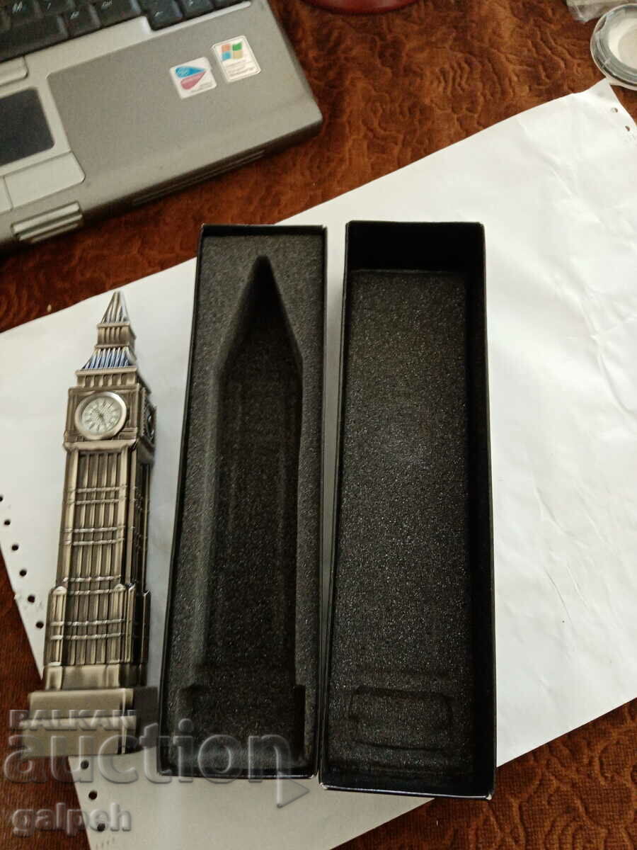 CLOCK - LONDON'S BIG BEN