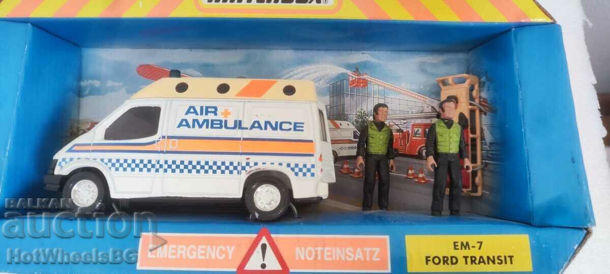 MATCHBOX LESNEY Super King No EM7 Ford Transit Ambulance MATCHBOX LESNEY Super King No EM7 Ford Transit Ambulance