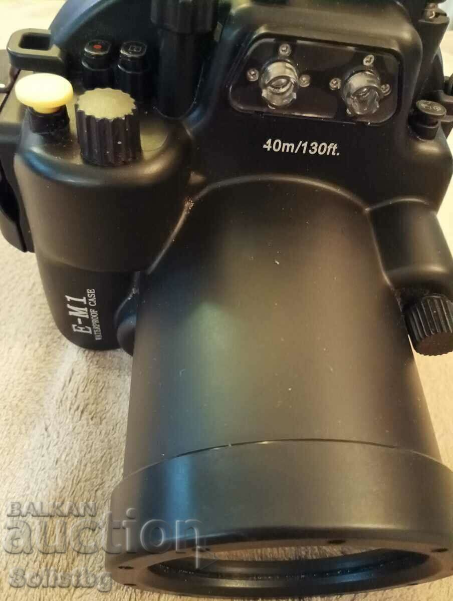 Cameră rezistentă la apă pentru camera Olimpus, E-M1. Cameră rezistentă la apă pentru camera Olimpus, E-M1.