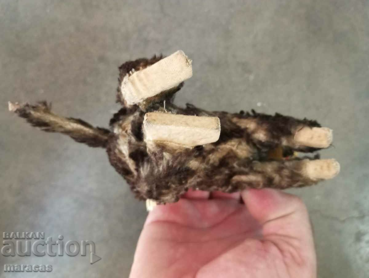 Delivery of An old children's toy Delivery of An old children's toy