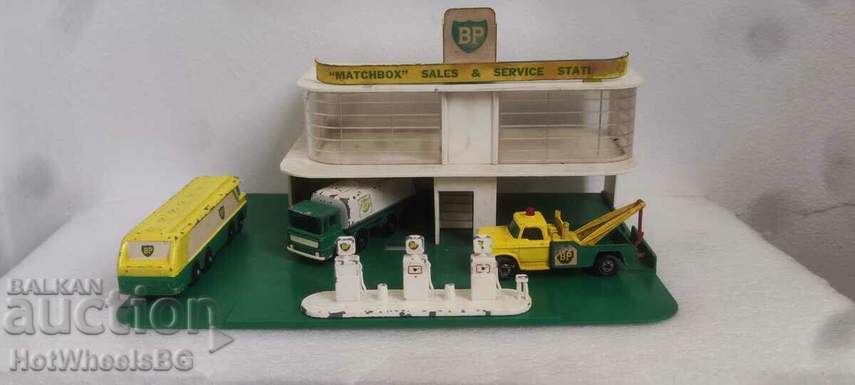 MATCHBOX LESNEY Matchbox MG-1"BP Sales & Service Station