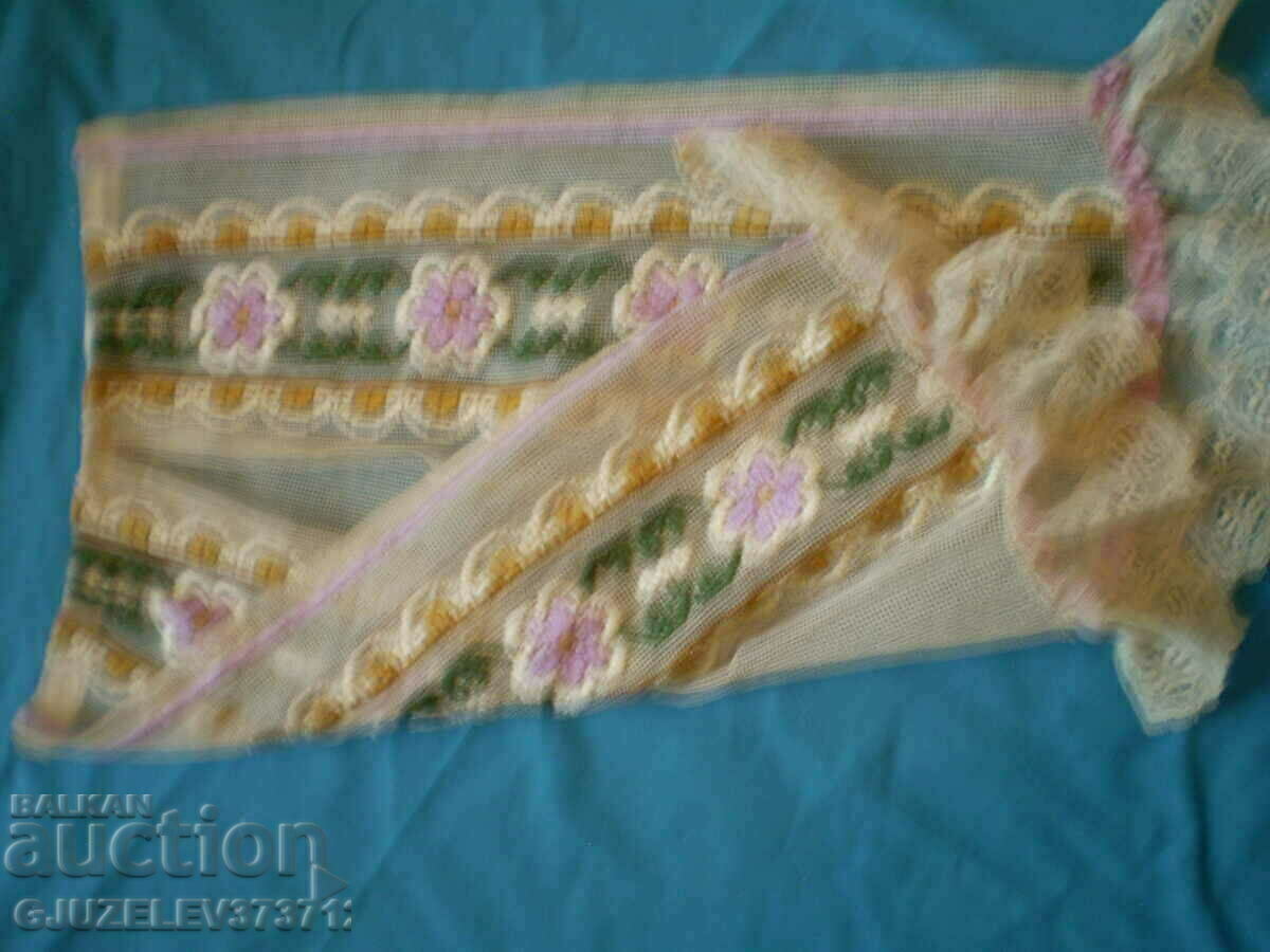 Vintage apron, handmade, hand embroidered on - 6 Vintage apron, handmade, hand embroidered on - 6