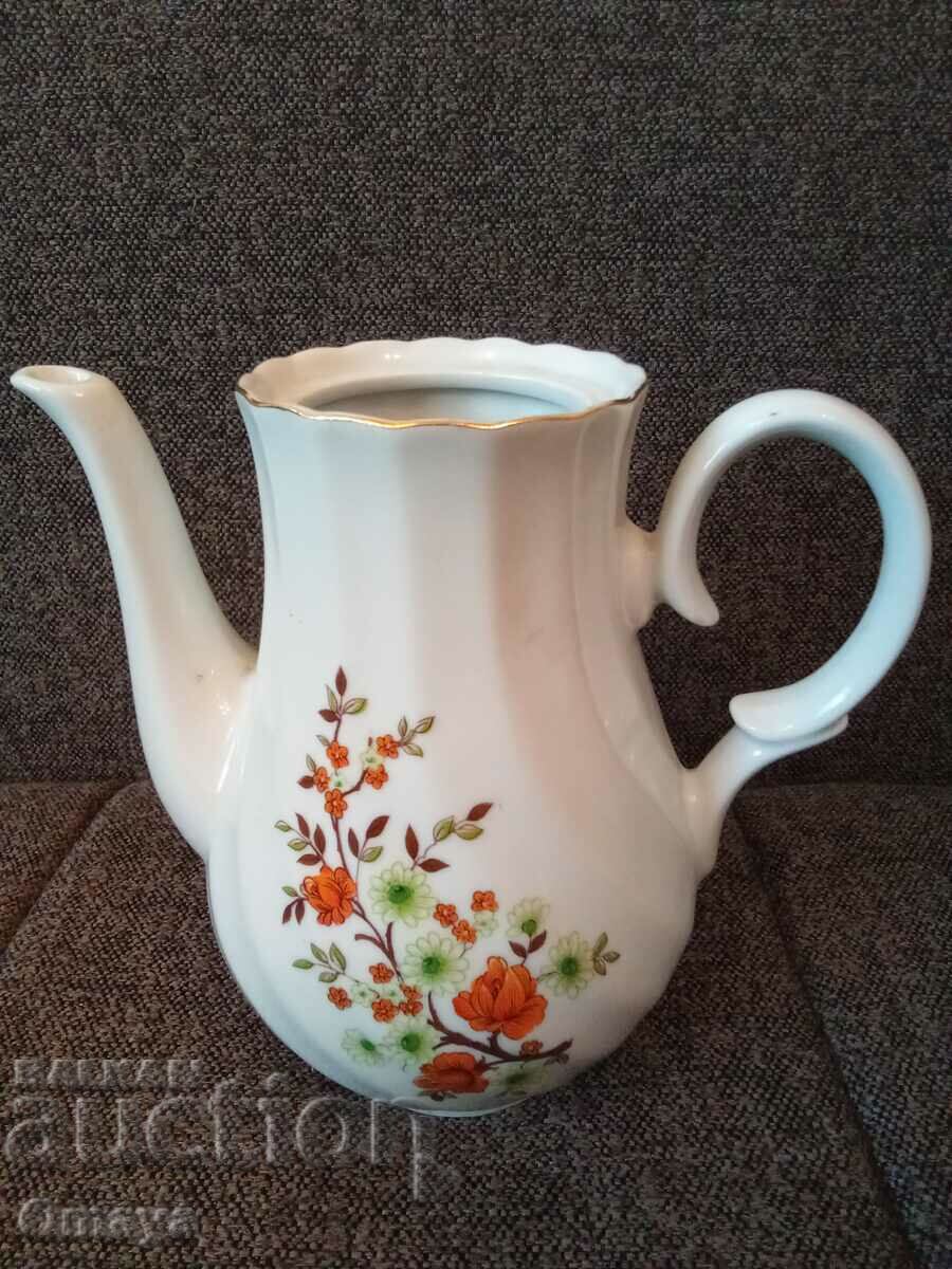 Bulgarian porcelain kettle Kitka