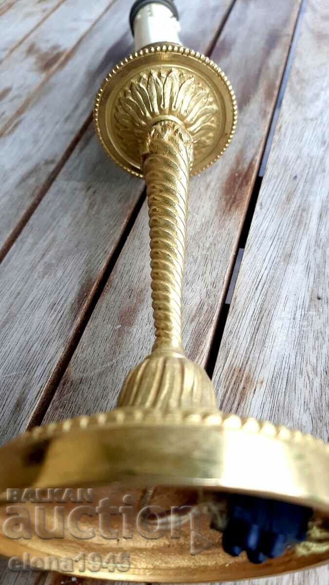 Auction  Candlestick lamp