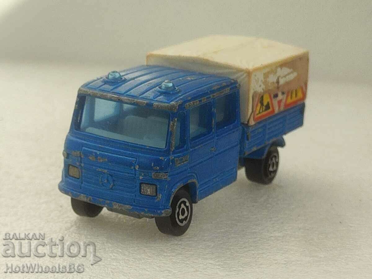 Auction  -Majorette -Mercedes Trak Publics No233