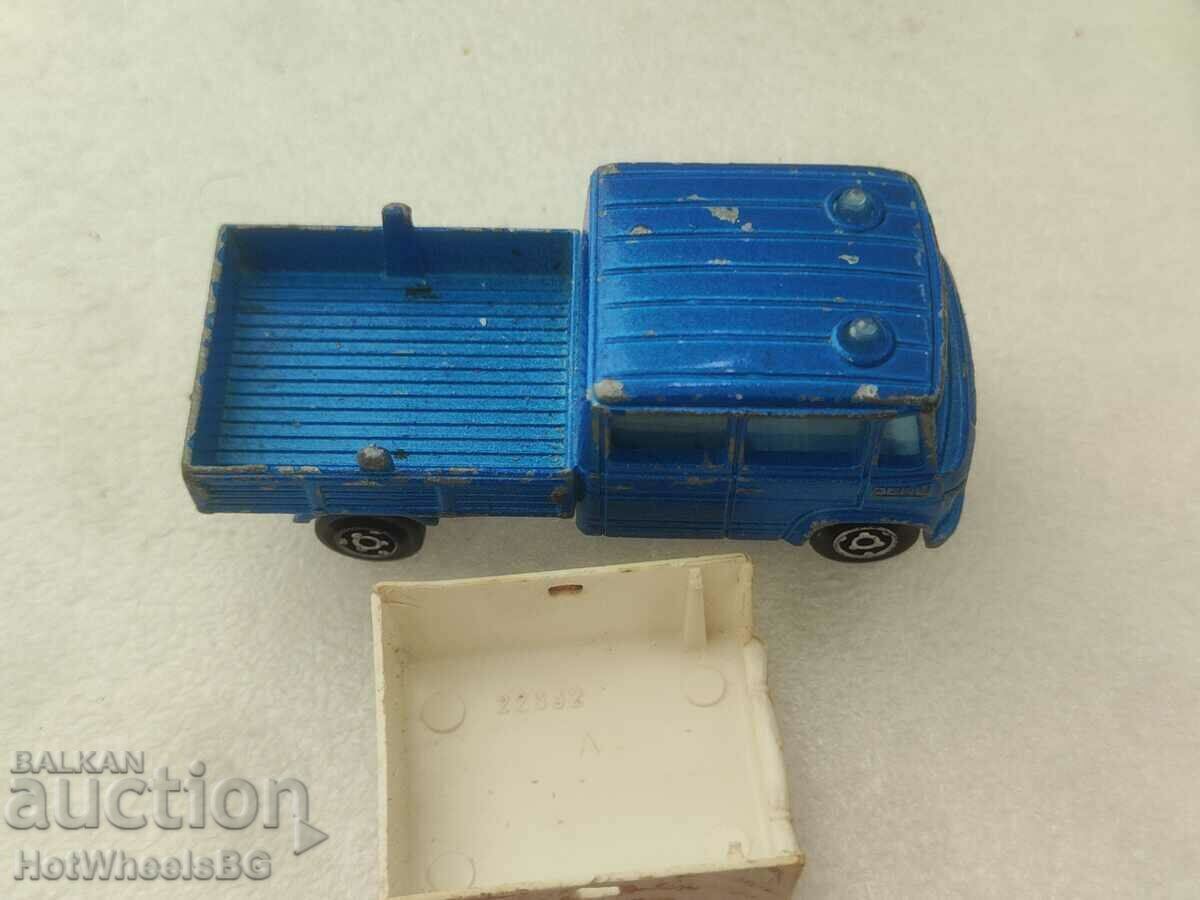 -Majorette -Mercedes Trak Publics No233 - 5