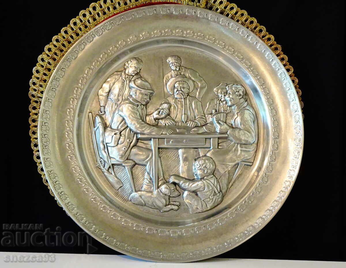 Poză în relief din tablă, panou, farfurie 30 cm. Poză în relief din tablă, panou, farfurie 30 cm.