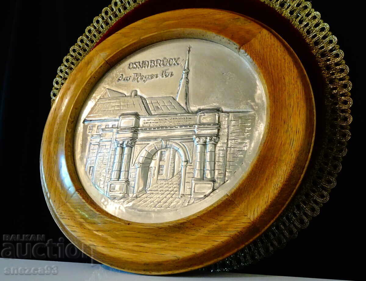 Auction Waterloo Gate painting in Osnabrück, label Auction Waterloo Gate painting in Osnabrück, label