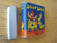 Dilly Duck /în engleză/. Aventurile lui Dilly Duck.