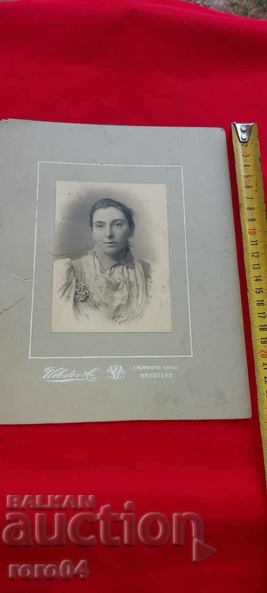 OLD PHOTO - CARDBOARD with price 18.00 BGN | € 9.20 OLD PHOTO - CARDBOARD with price 18.00 BGN | € 9.20