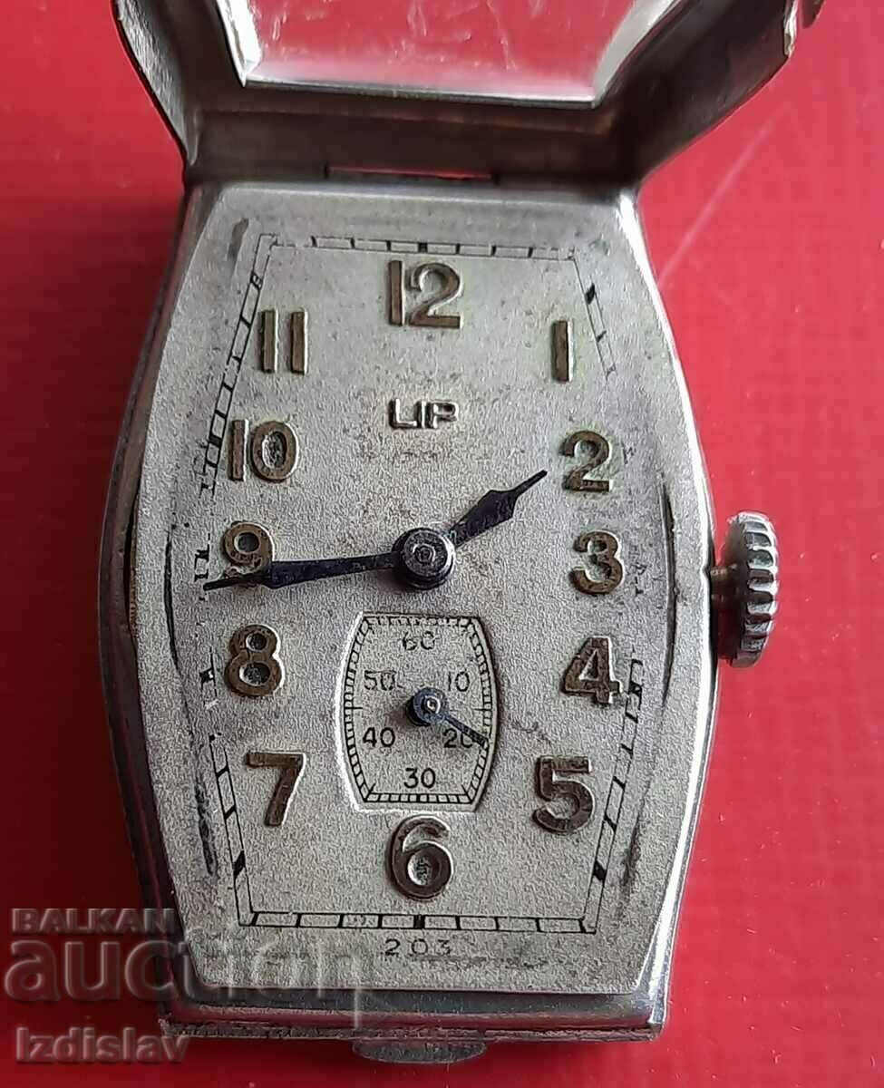 Delivery of Old wrist watch Lip Delivery of Old wrist watch Lip