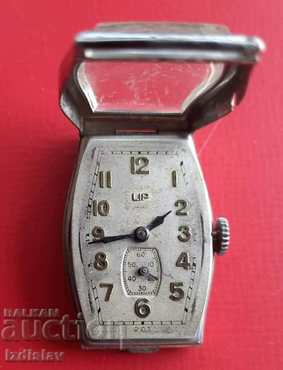 Old wrist watch Lip