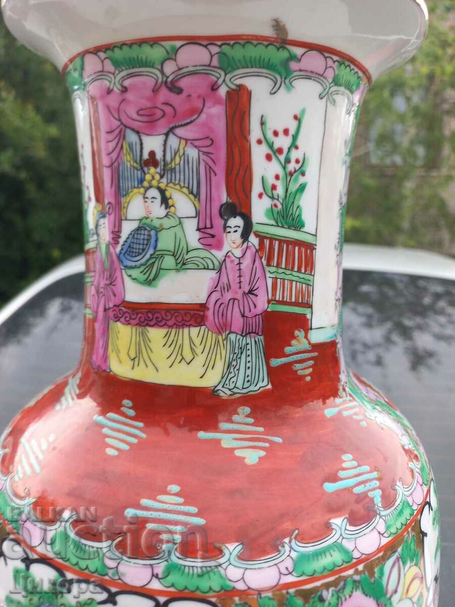 LARGE CHINESE PORCELAIN VASE MARKING with price 350.00 BGN | € 178.95