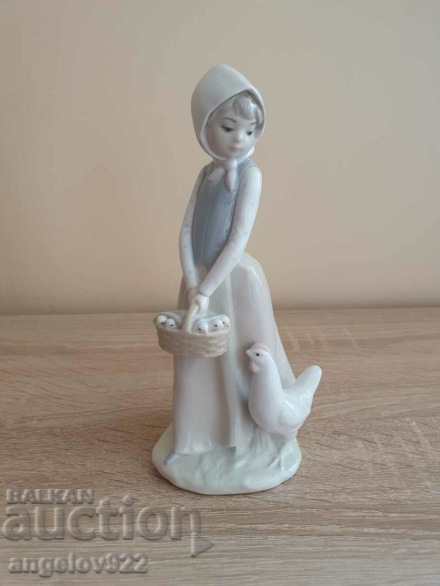 Spanish Porcelain Figure Statuette!