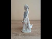 Spanish Porcelain Figure Statuette!