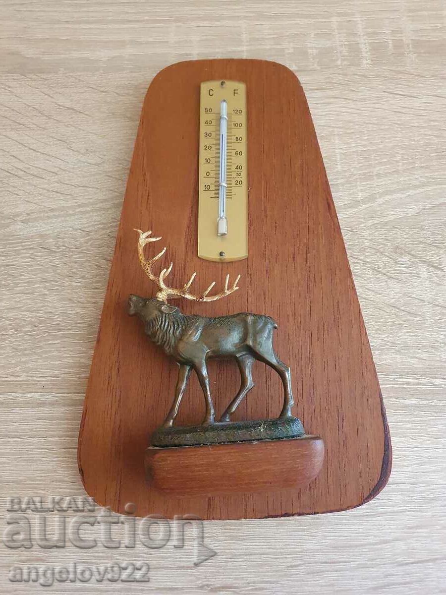 Термометър с бронзова фигура на елен!
