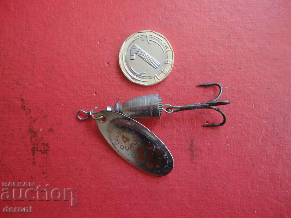 De Luxe fishing rod with price 10.00 BGN | € 5.11 De Luxe fishing rod with price 10.00 BGN | € 5.11