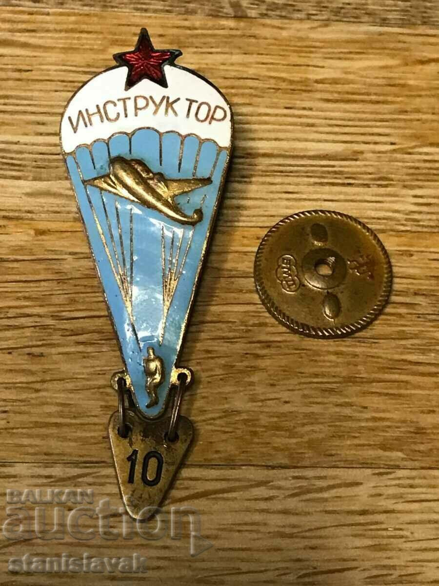 Auction Rare Insignia Parachutist "Instructor" Auction Rare Insignia Parachutist "Instructor"