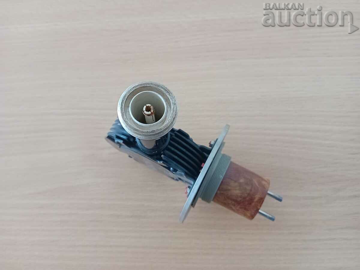 magnetron m-62 beam 2 USSR copper with silver plating with price 51.00 BGN | € 26.08 magnetron m-62 beam 2 USSR copper with silver plating with price 51.00 BGN | € 26.08