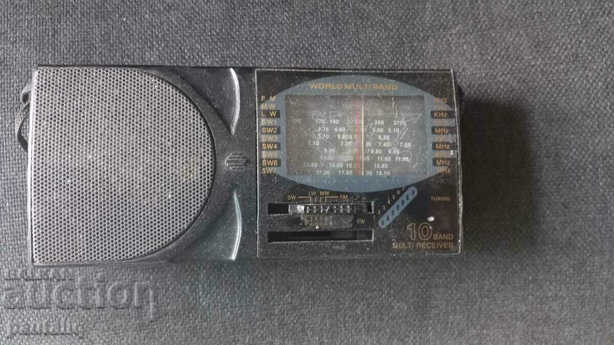 TRANSISTOR INTERNATIONAL - 6 TRANSISTOR INTERNATIONAL - 6