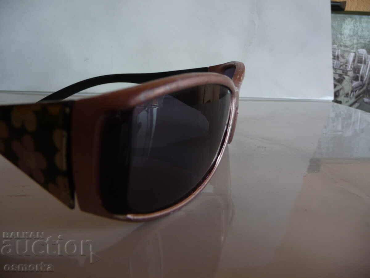 Παράδοση Παιδικά γυαλιά ηλίου με λουλούδια μόδας στη θάλασσα για παιδιά Παράδοση Παιδικά γυαλιά ηλίου με λουλούδια μόδας στη θάλασσα για παιδιά