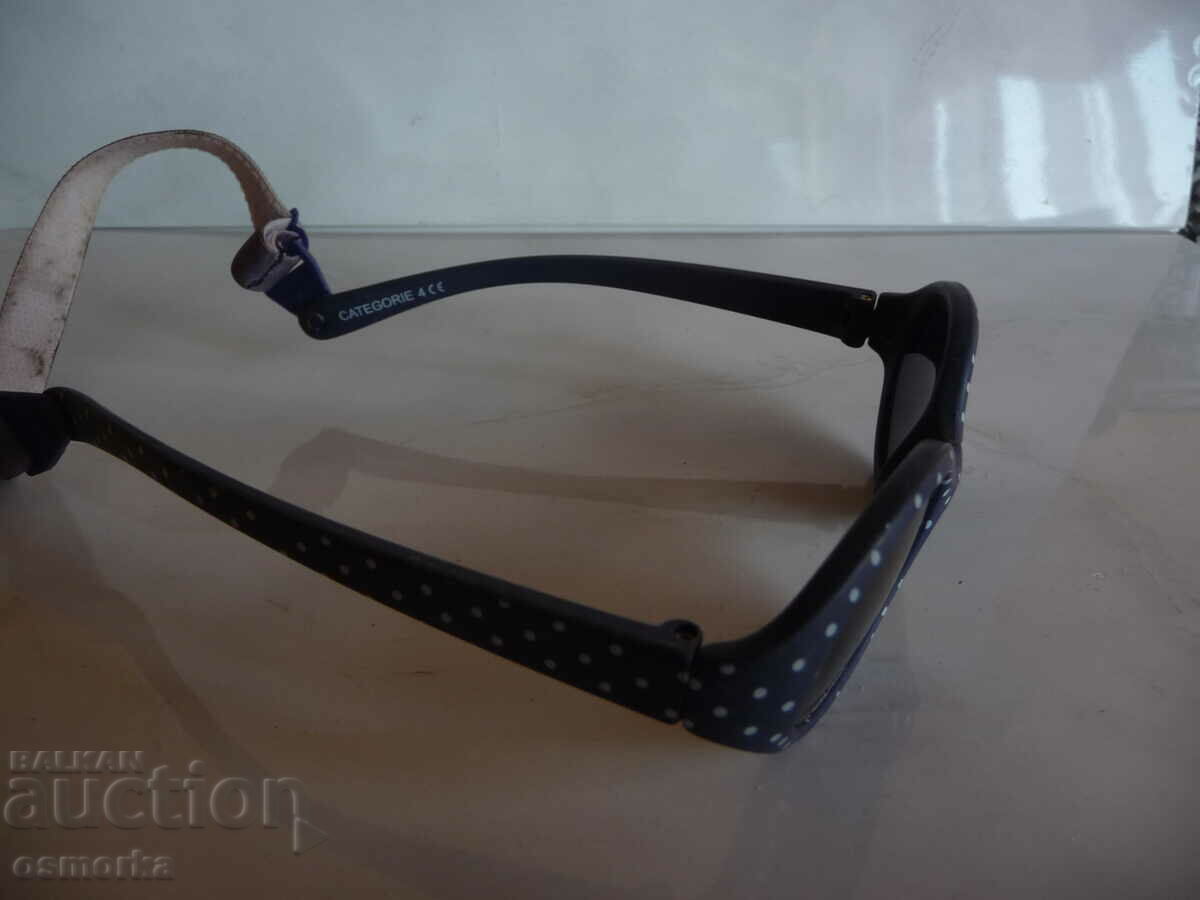 Auction Children's sunglasses black with white dots sun sea fashion ma Auction Children's sunglasses black with white dots sun sea fashion ma