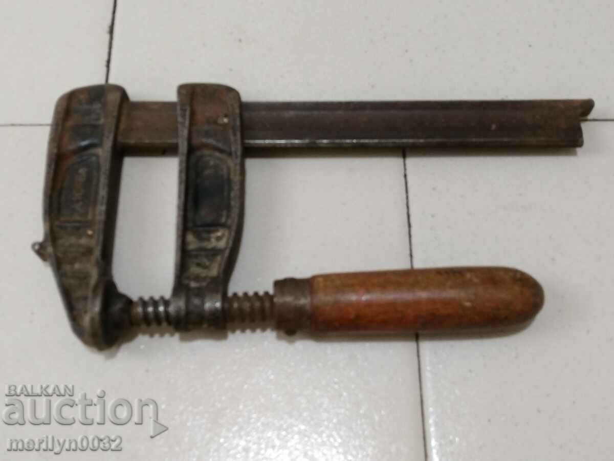 Old carpenter's vice, vise, wooden with price 48.00 BGN | € 24.54 Old carpenter's vice, vise, wooden with price 48.00 BGN | € 24.54