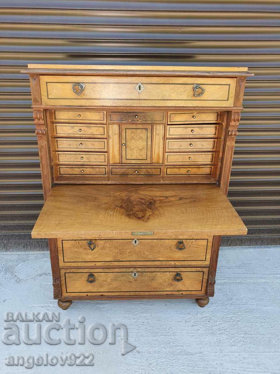 Beautiful vintage solid wood desk!!!