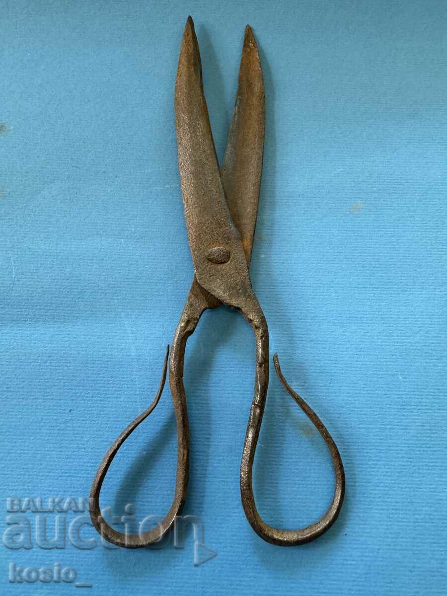 Hand-forged scissors 19th century