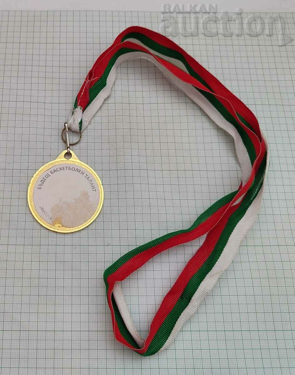Delivery of FUTURE BASKETBALL TALENT MEDAL