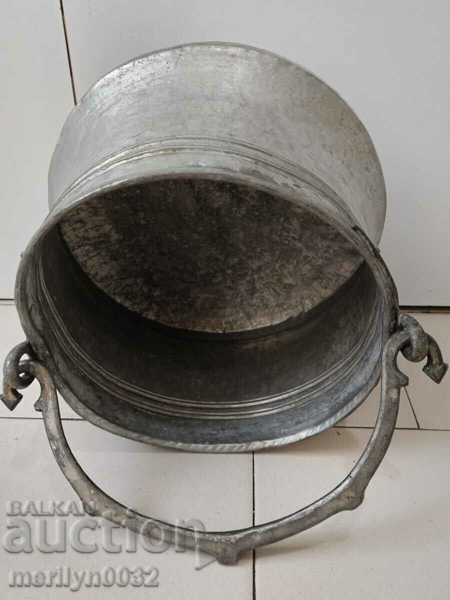 Tinned boiler, copper, water heater, copper copper vessel with price 120.00 BGN | € 61.36 Tinned boiler, copper, water heater, copper copper vessel with price 120.00 BGN | € 61.36