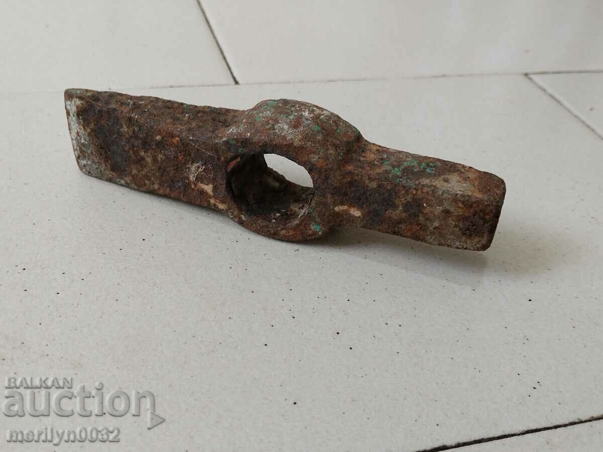 Old Bulgarian carpenter's hammer tool blade forged iron with price 30.00 BGN | € 15.34 Old Bulgarian carpenter's hammer tool blade forged iron with price 30.00 BGN | € 15.34