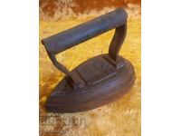 GROUND IRON CAST IRON OLD STAMP