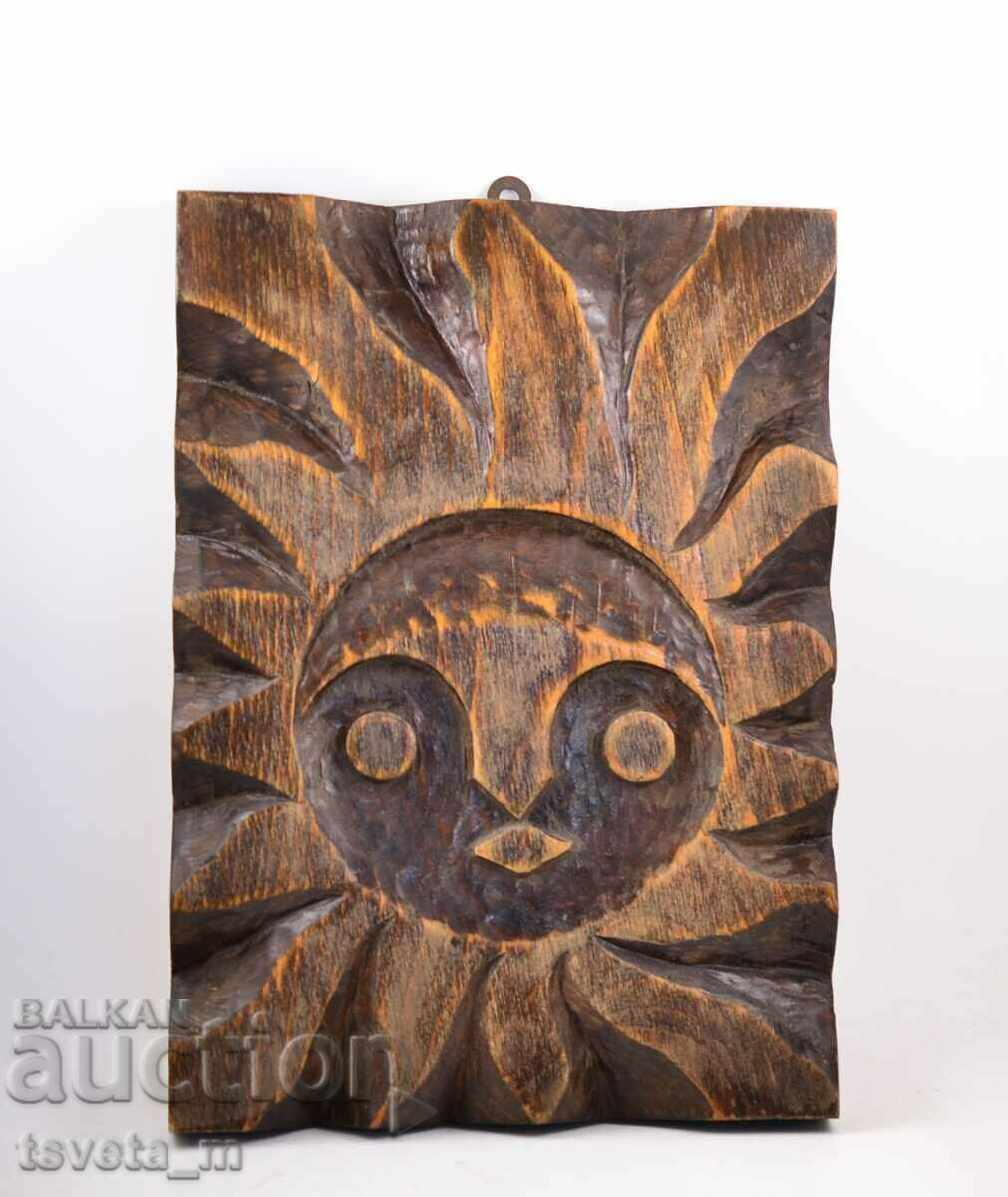 Sculptura in lemn "SUN" lucrata manual, decor de perete
