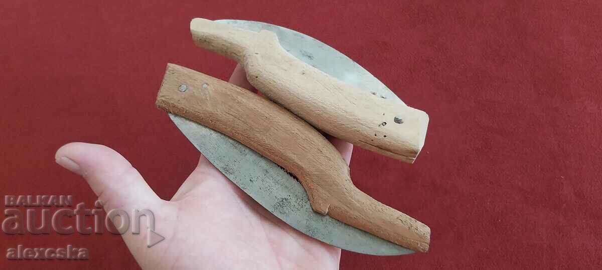 Delivery of Two gardening knives - "Turgeni" Delivery of Two gardening knives - "Turgeni"