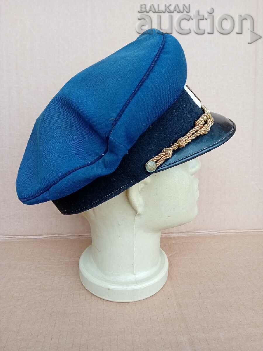 Delivery of vintage forage hat