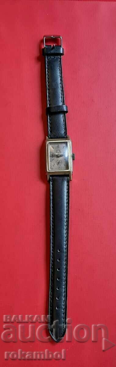 German GUB Glashùtte i/Sa 1948-1951 wristwatch with price 200.00 BGN | € 102.26 German GUB Glashùtte i/Sa 1948-1951 wristwatch with price 200.00 BGN | € 102.26
