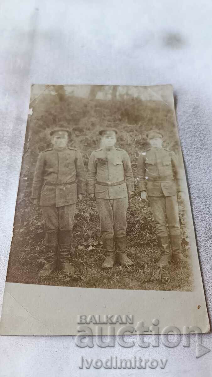 Photo Three soldiers First World War