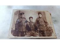Foto Trei soldați Primul Război Mondial