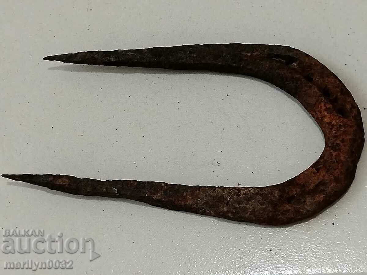 Old hand forged horseshoe clamp with price 30.00 BGN | € 15.34 Old hand forged horseshoe clamp with price 30.00 BGN | € 15.34