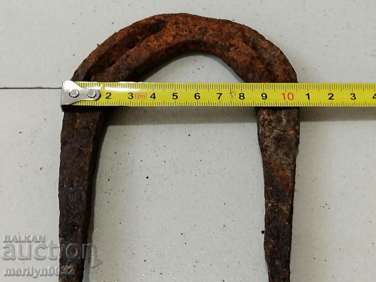 Old hand forged horseshoe clamp - 5 Old hand forged horseshoe clamp - 5