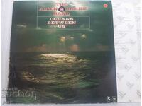 The Allen Harris Band - Oceans Between Us 1978