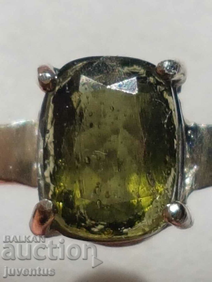 SILVER RING WITH NATURAL MOLDAVITE (CZECH REPUBLIC) 1.90 ct.