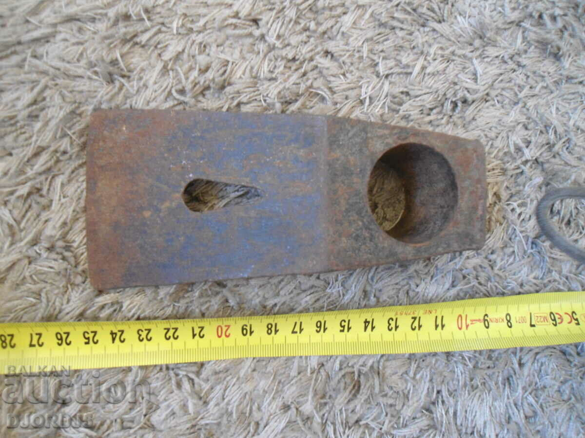 Old Tesla, marking - 5 Old Tesla, marking - 5