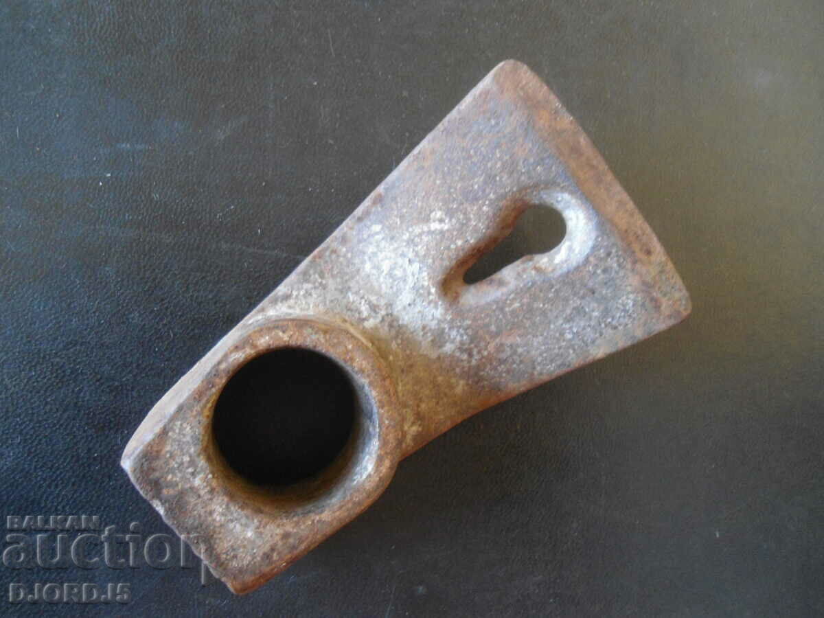 Old Tesla with price 3.00 BGN | € 1.53