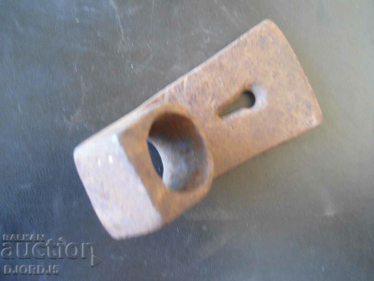 Auction Old Tesla, marking Auction Old Tesla, marking